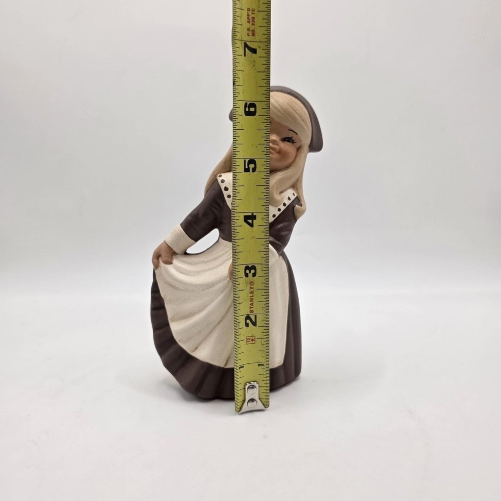 Vintage 1979 Hand‎ Painted Pilgrim Girl Figurine Brown & Cream Dress - Picture 8 of 9